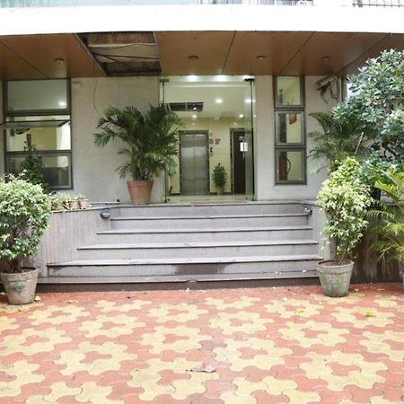Fabhotel Sai Prasad Apartments Мумбай Екстериор снимка