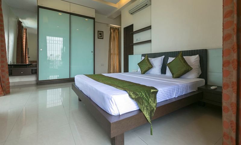 Fabhotel Sai Prasad Apartments Мумбай Екстериор снимка